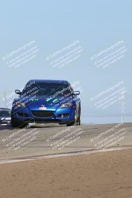 media/Oct-26-2025-CalClub SCCA (Sun) [[8ce1e69566]]/Group 2/Grapevine/